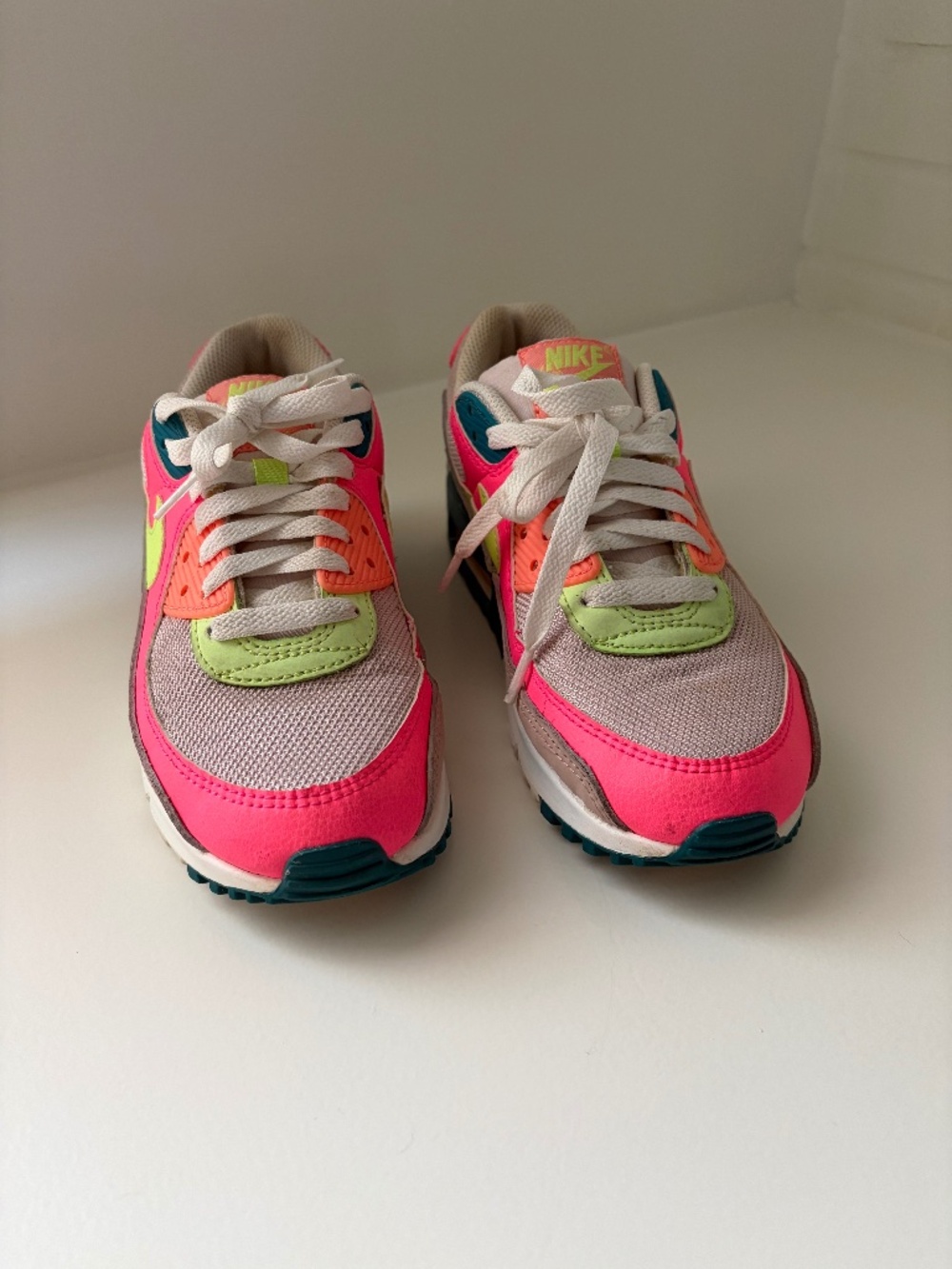Nike Air Max 90s Highlight Volt Pink